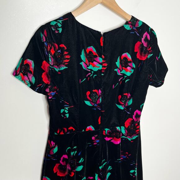 J. Crew Womens Short Sleeve Velvet Flutter Dress 4 Black Raspberry Floral Ruffle - Picture 9 of 11